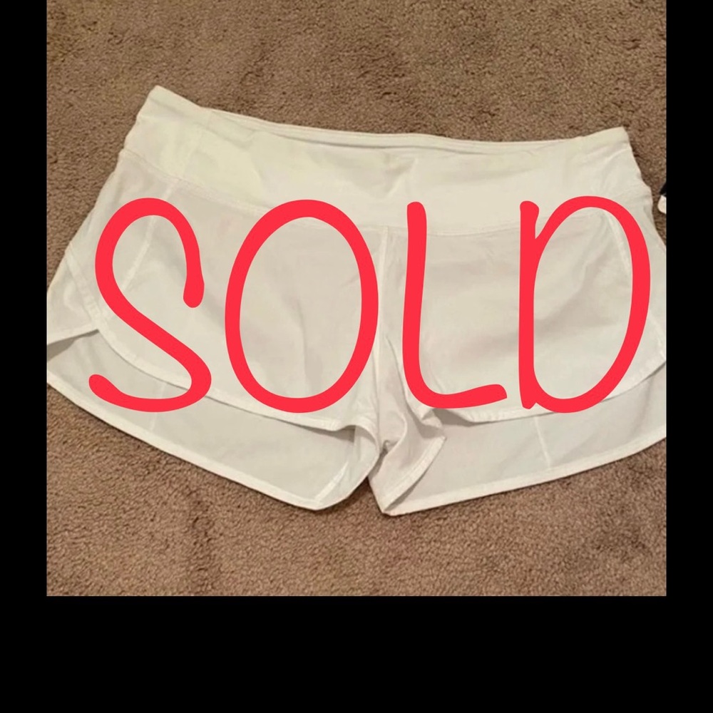 Lululemon Speed Up Shorts, Size 8, 2.5 inseam